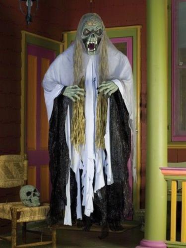 Подвесной демон с клыками - купить 