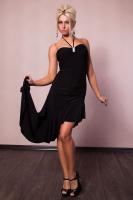 Платье с длинным боковым подолом