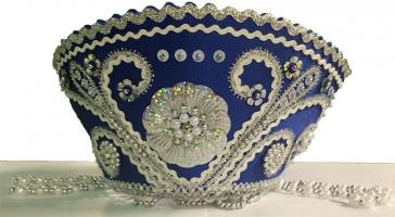 Синий кокошник с узором