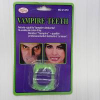 Челюсти вампира светящиеся