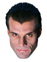 Кровоточащие челюсти вампира