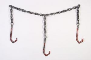 Кровавые крюки мясника