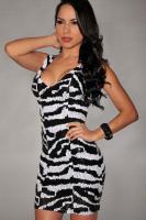 Черно-белое платье