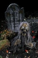 Жуткий восставший скелет