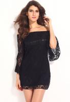 Мини платье с декольте