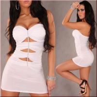 Белое платье с разрезами