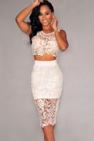 Кружевной бежевый костюм
