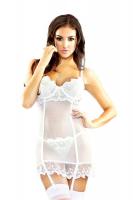 Белоснежная сорочка с подвязками